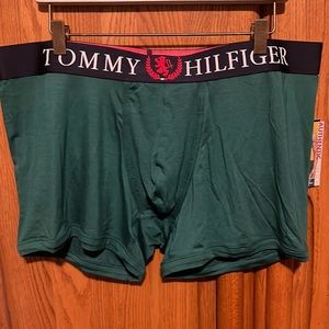 Tommy Hilfiger